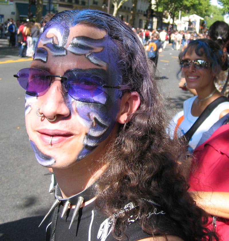 2003: Lof