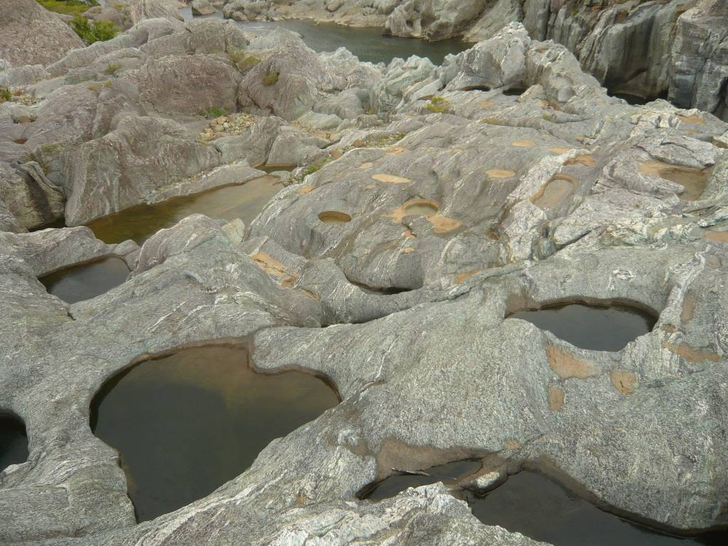 Yengen: rivière